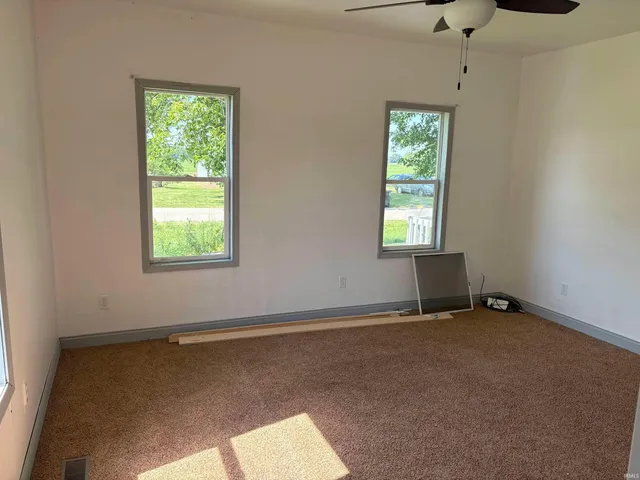 $129,000 | 1158 East Summitt Street, Wawaka, IN 46794