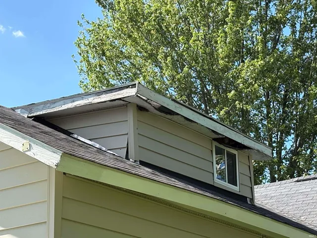 $129,000 | 1158 East Summitt Street, Wawaka, IN 46794