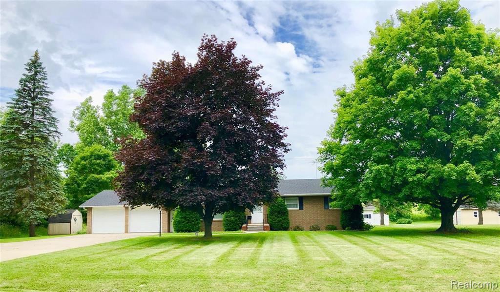 4036 Columbiaville Road Columbiaville, MI 48421 - Photo 3 of 34