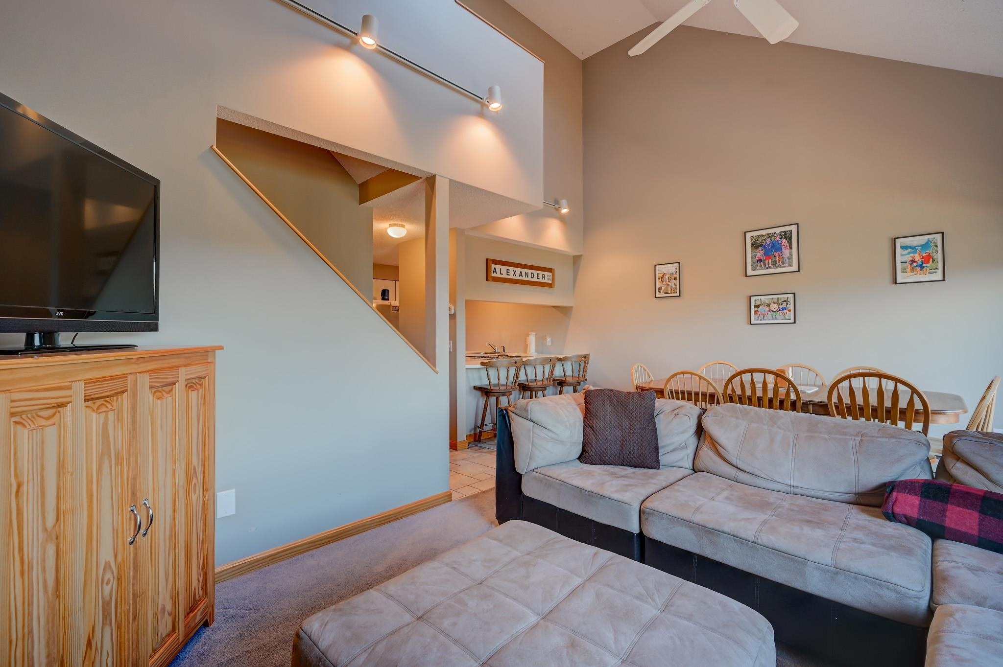 15 Attitash Woods Road Bartlett, NH 03860 - Photo 16 of 56