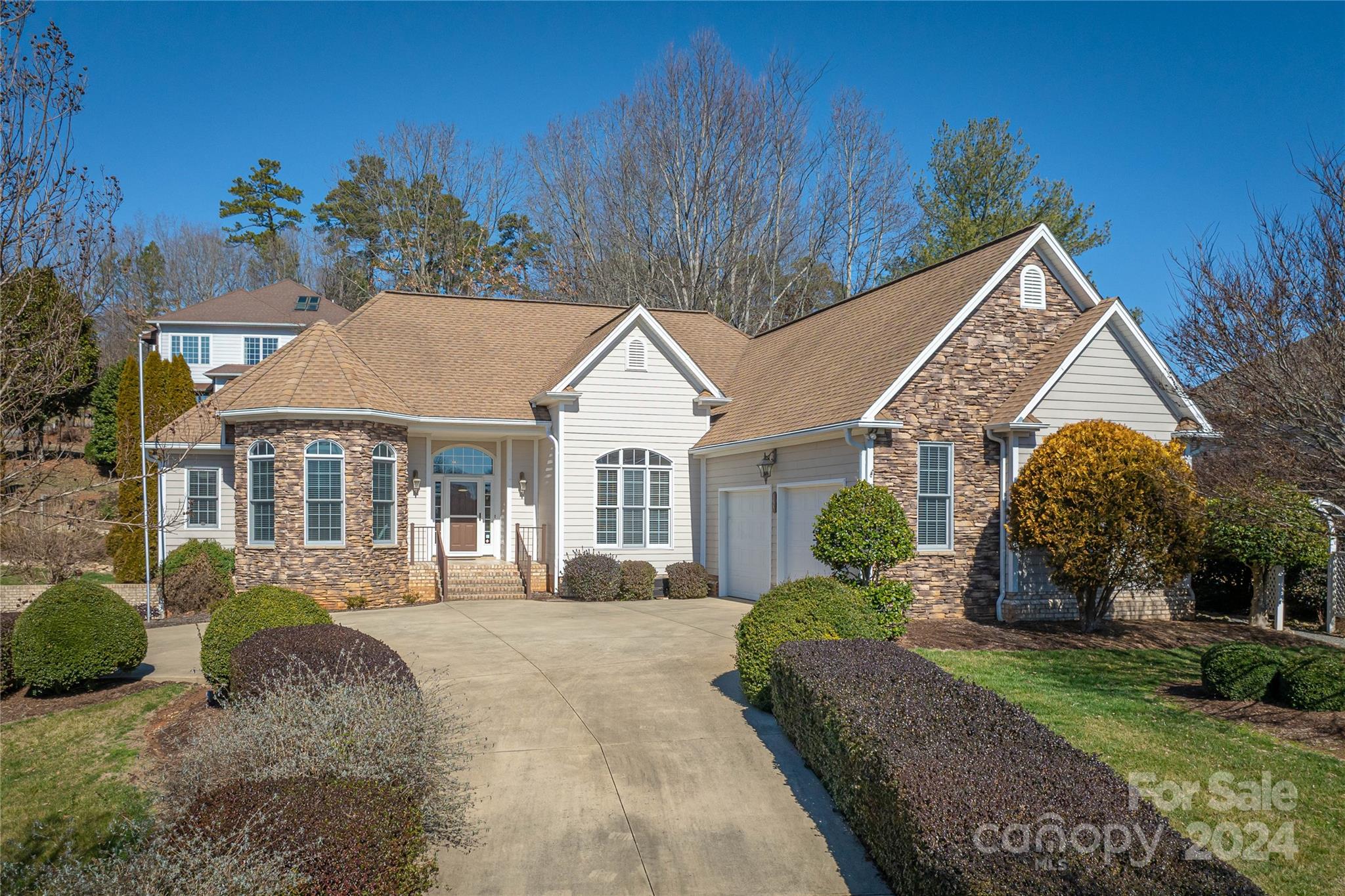 155 Players Ridge Road Hickory, NC 28601 - Photo 4 of 39 Gallery Image 4