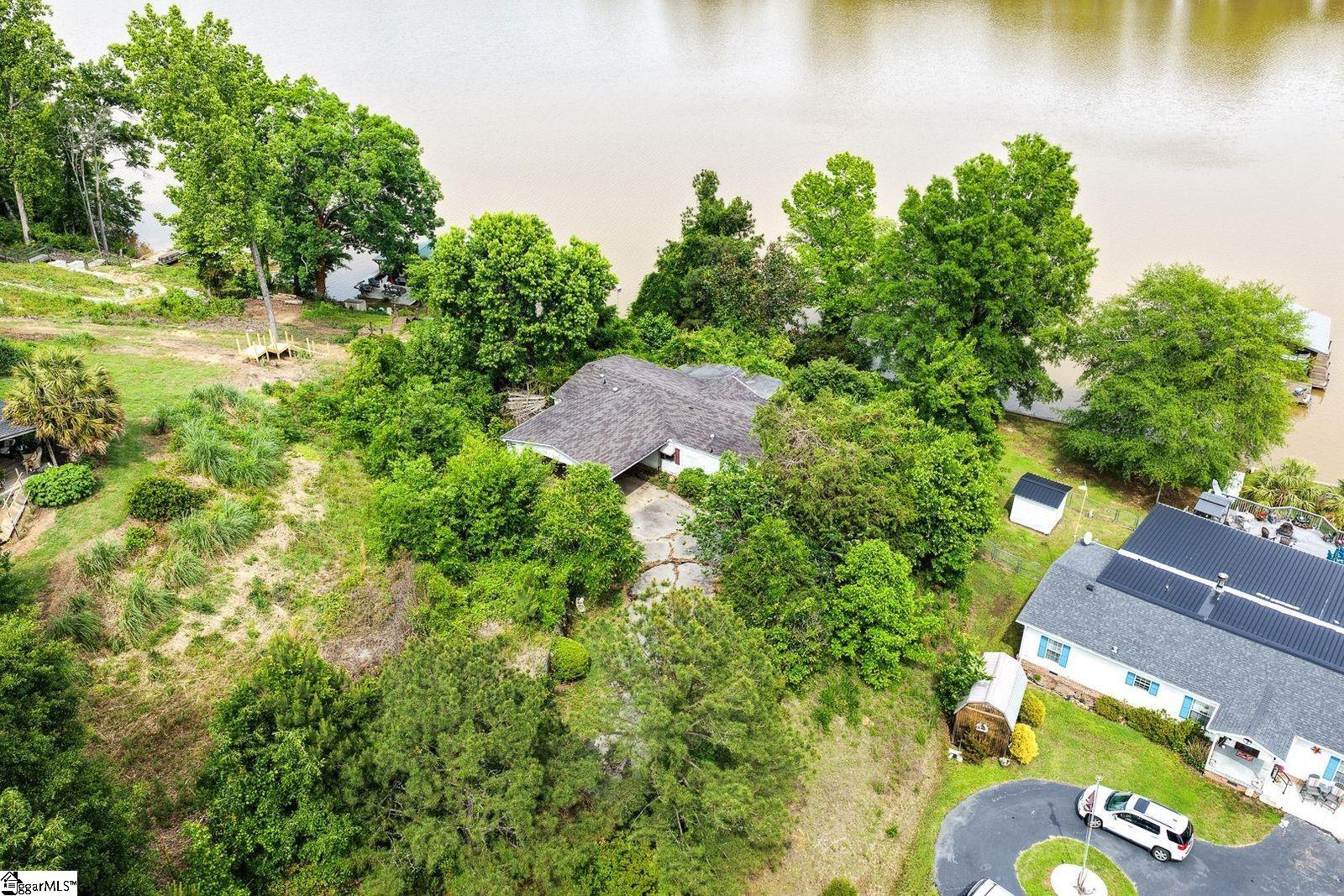 452 Harbor Crest Drive Waterloo, SC 29384 - Photo 2 of 23