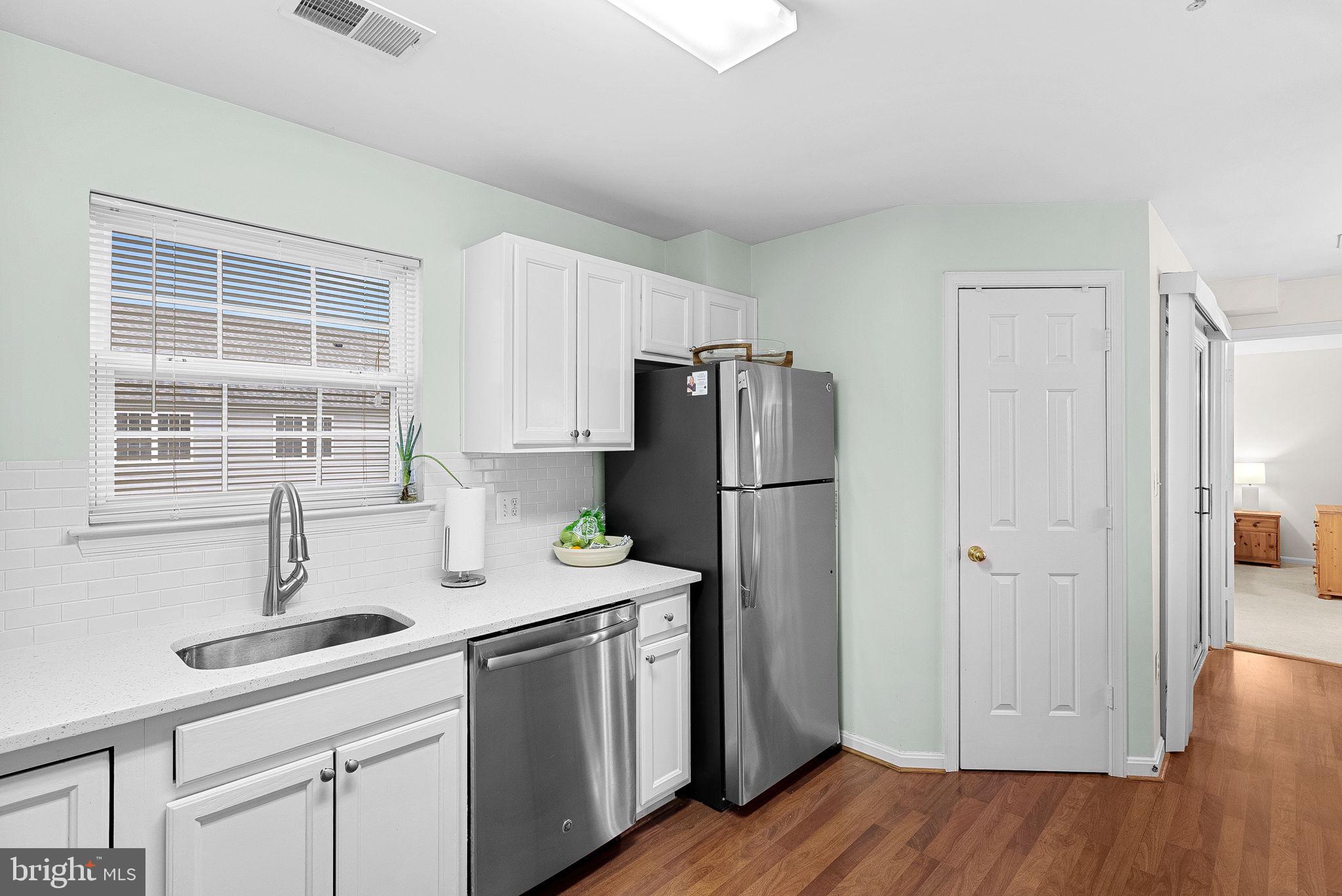 523 Constellation Square Southeast, Unit E Leesburg, VA 20175 - Photo 15 of 33