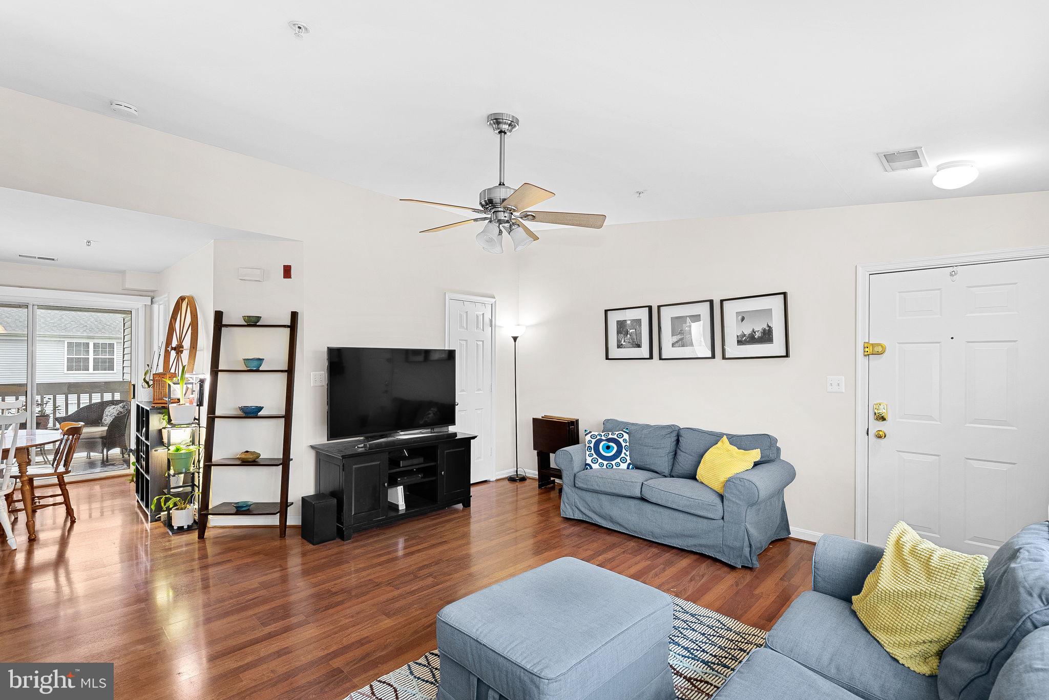 523 Constellation Square Southeast, Unit E Leesburg, VA 20175 - Photo 7 of 33
