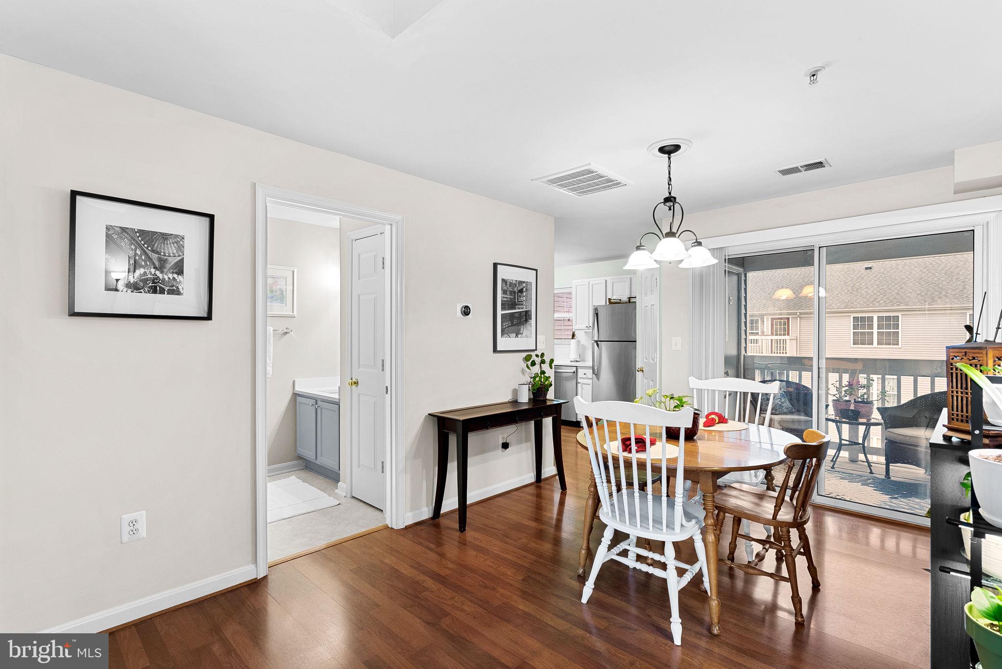 523 Constellation Square Southeast, Unit E Leesburg, VA 20175 - Photo 8 of 33