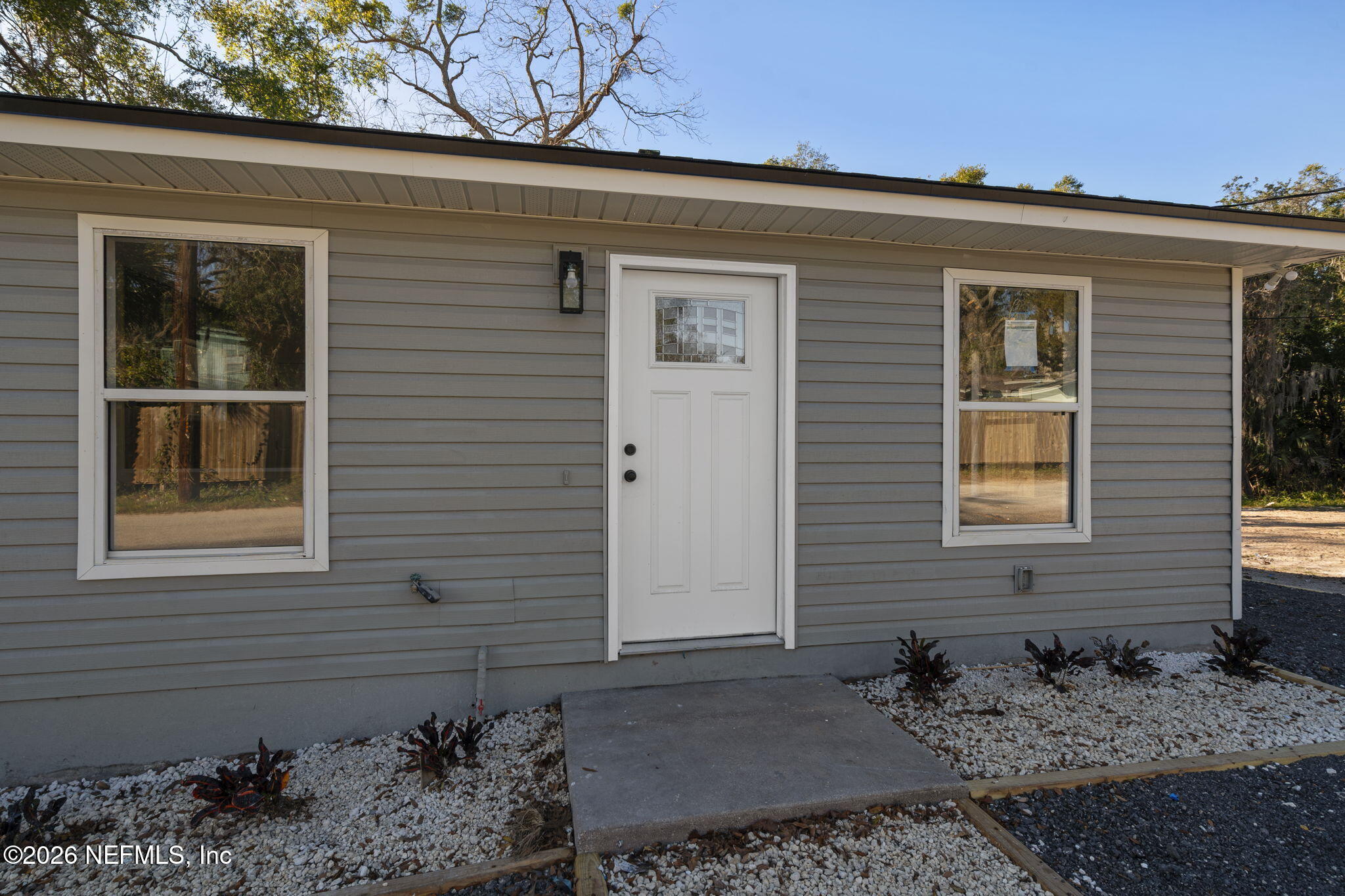 533 South Rodriquez Street St. Augustine, FL 32084 - Photo 3 of 21 4-web-or-mls-DSC03397