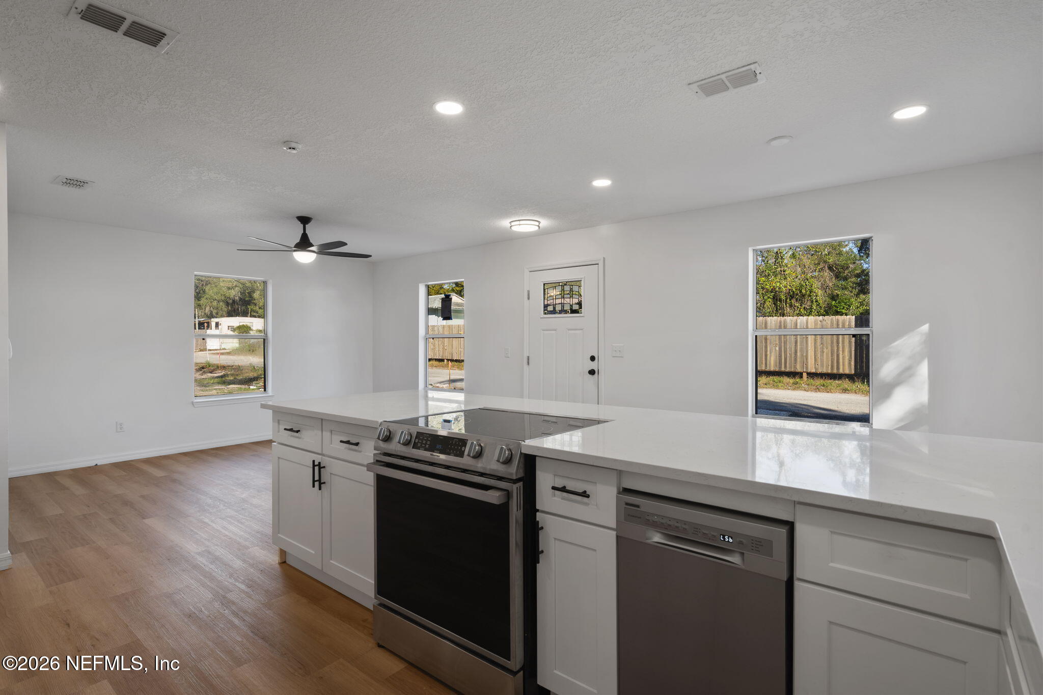 533 South Rodriquez Street St. Augustine, FL 32084 - Photo 9 of 21 12-web-or-mls-DSC03432