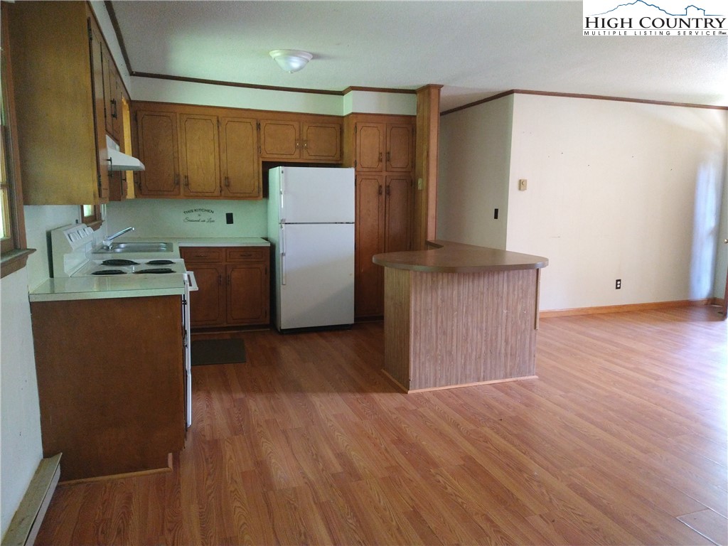 176 Grandridge Road Sparta, NC 28675 - Photo 7 of 11 Gallery Image 7