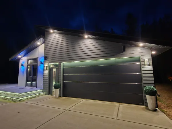 $899,000 | W5026 26th Street East, Necedah, WI 54646