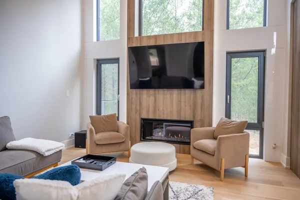 $899,000 | W5026 26th Street East, Necedah, WI 54646