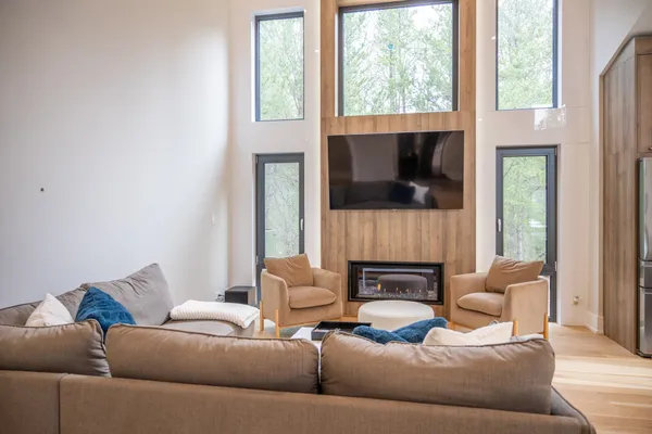 $899,000 | W5026 26th Street East, Necedah, WI 54646