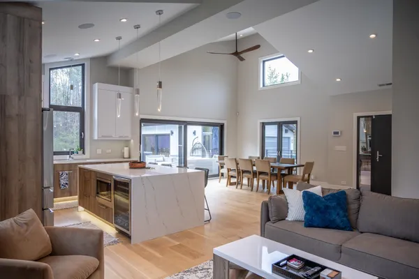 $899,000 | W5026 26th Street East, Necedah, WI 54646