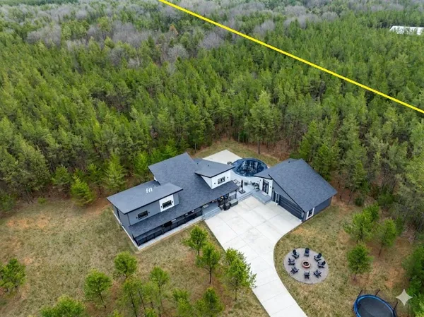 $899,000 | W5026 26th Street East, Necedah, WI 54646