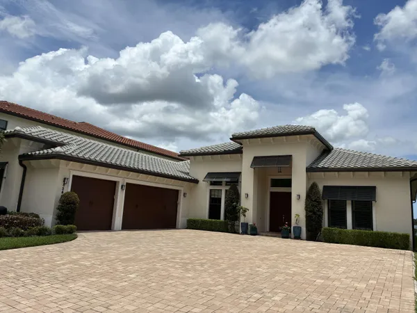 $2,195,000 | 8540 West Parkland Bay Trail, Parkland, FL 33076