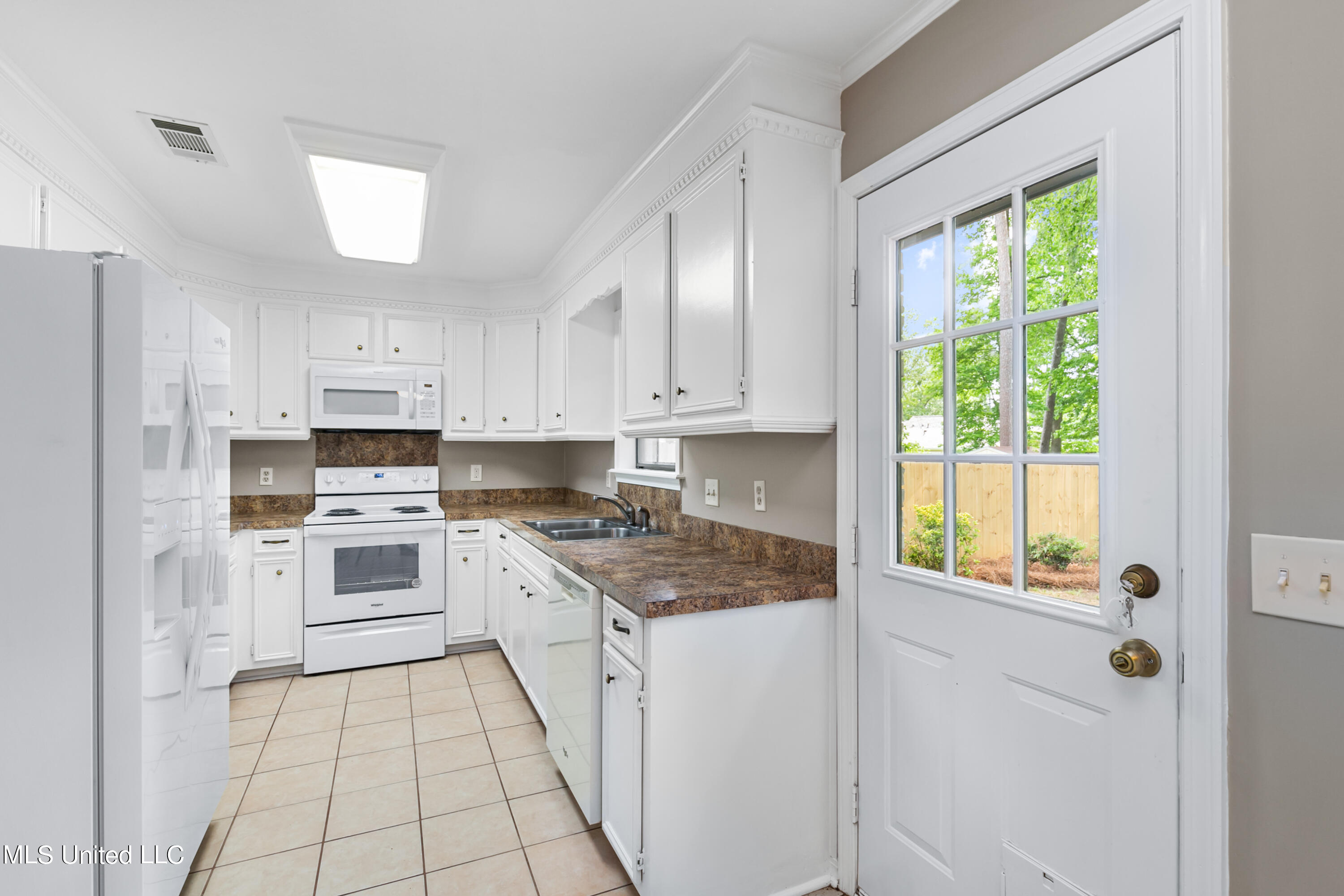 524 Trace View Road Madison, MS 39110 - Photo 8 of 25 524 Traceview-13