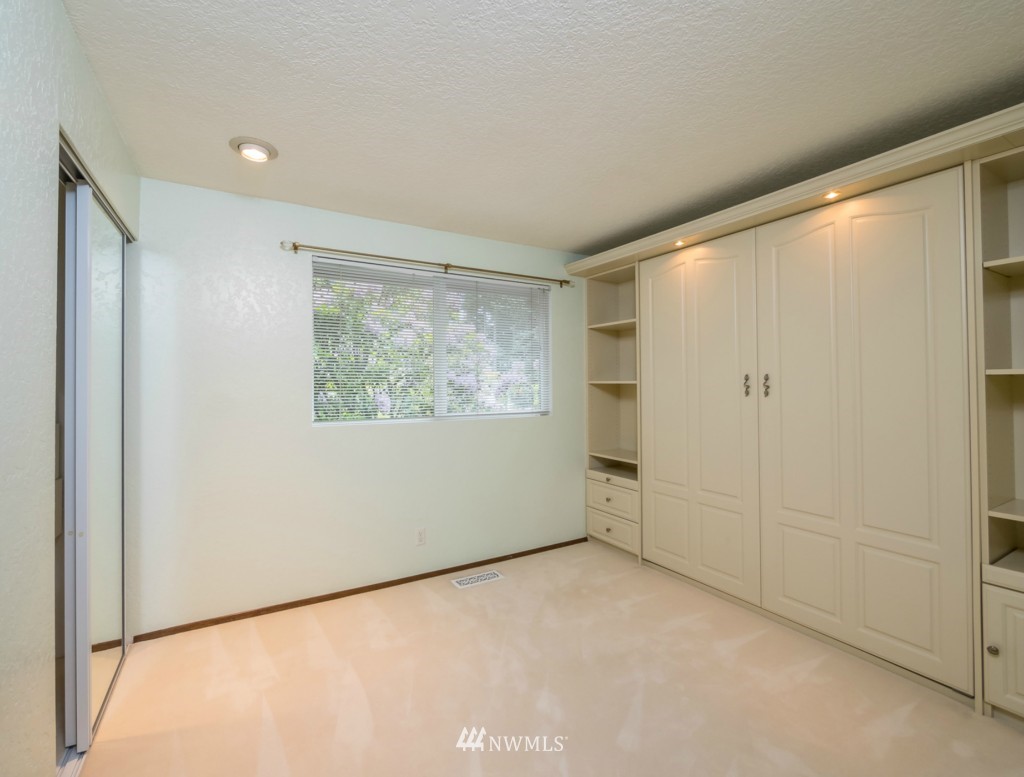 22520 1st Drive Southeast Bothell, WA 98021 - Photo 13 of 24