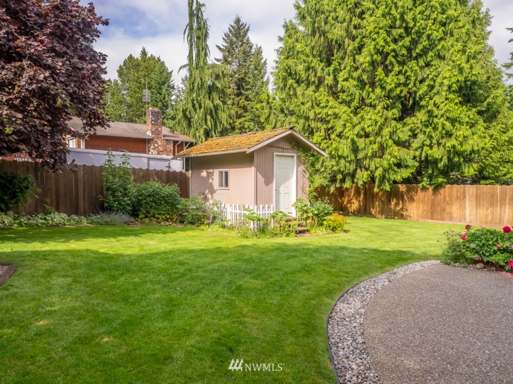 22520 1st Drive Southeast Bothell, WA 98021 - Photo 17 of 24