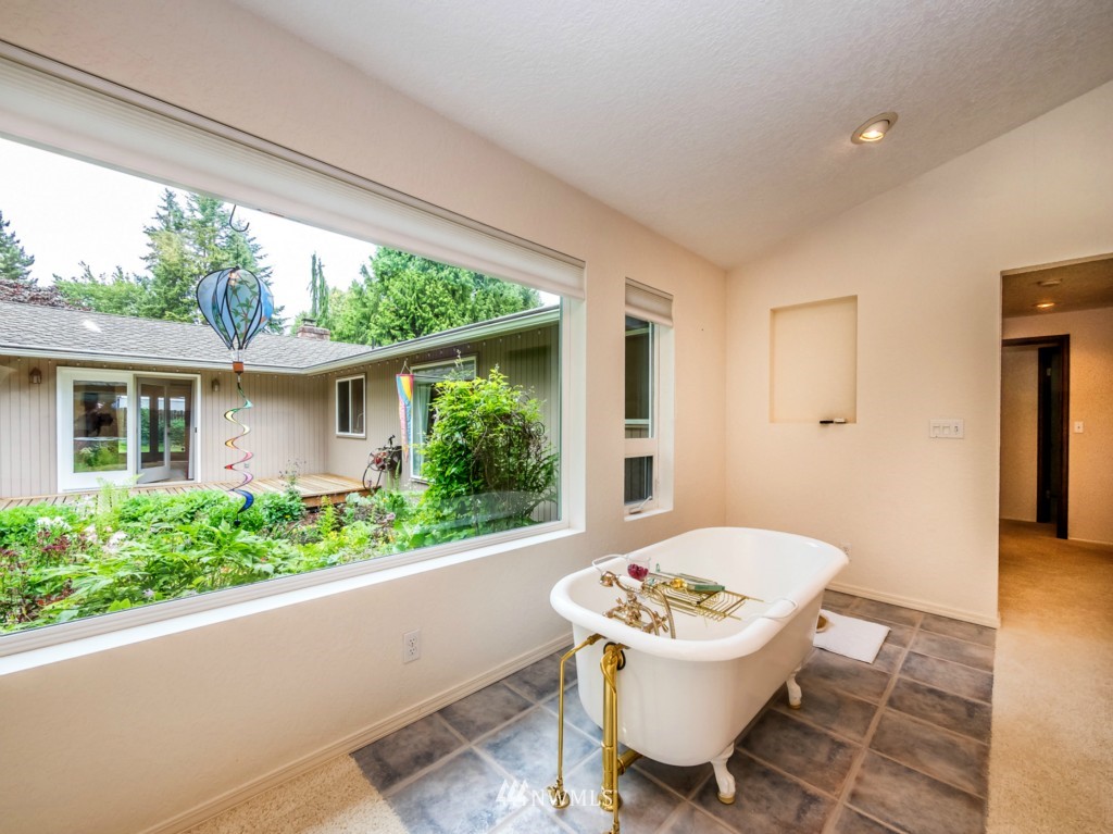 22520 1st Drive Southeast Bothell, WA 98021 - Photo 10 of 24