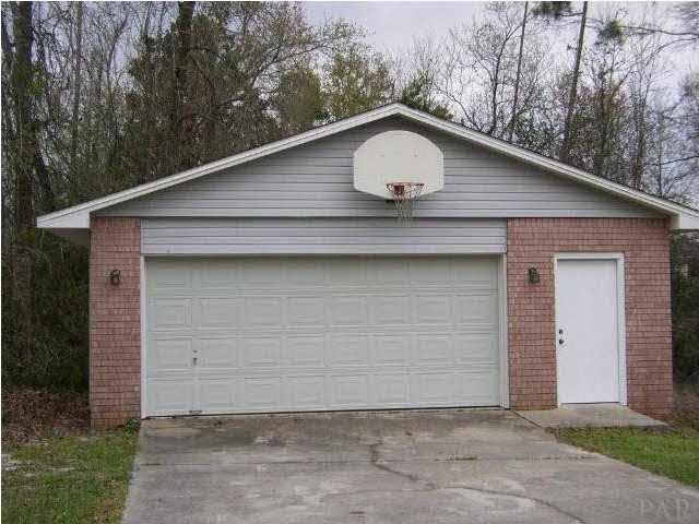 1505 Silver Ridge Drive Cantonment, FL 32533 - Photo 17 of 24 Oversized Garage