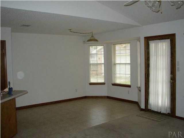 1505 Silver Ridge Drive Cantonment, FL 32533 - Photo 10 of 24 Breakfast Nook