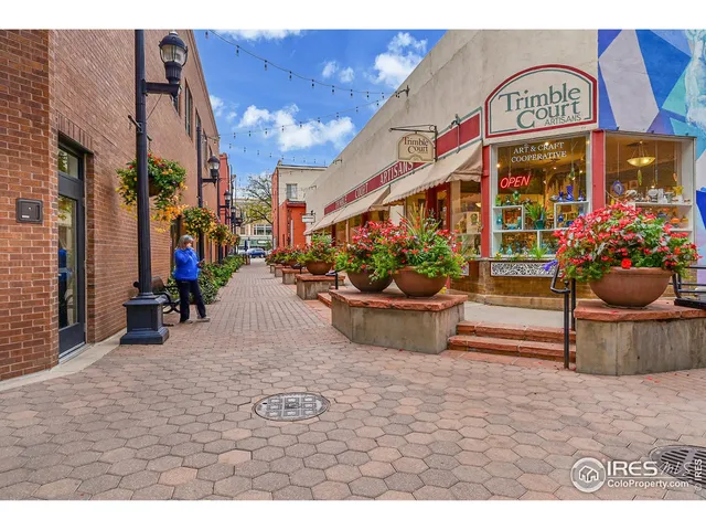 a view of water fountain in front of building