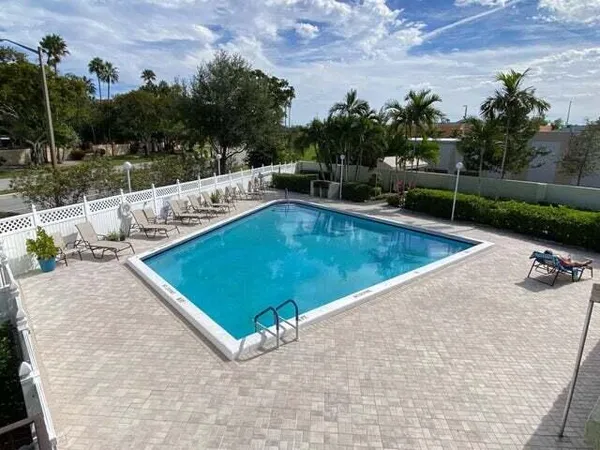 $185,000 | 7539 South Oriole Boulevard, Unit 103, Delray Beach, FL 33446