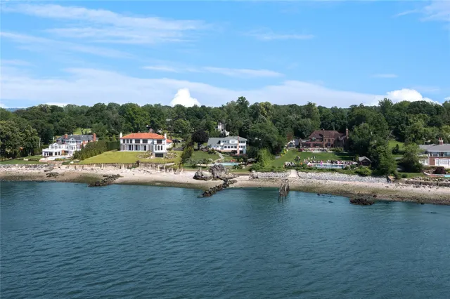 a view of a lake with houses