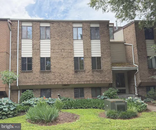 $165,000 | 7 Windblown Court, Unit 202, Baltimore, MD 21209