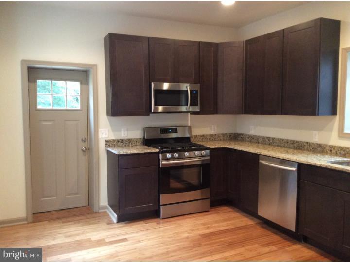154 Chestnut Street Spring City, PA 19475 - Photo 6 of 20 Kitchen