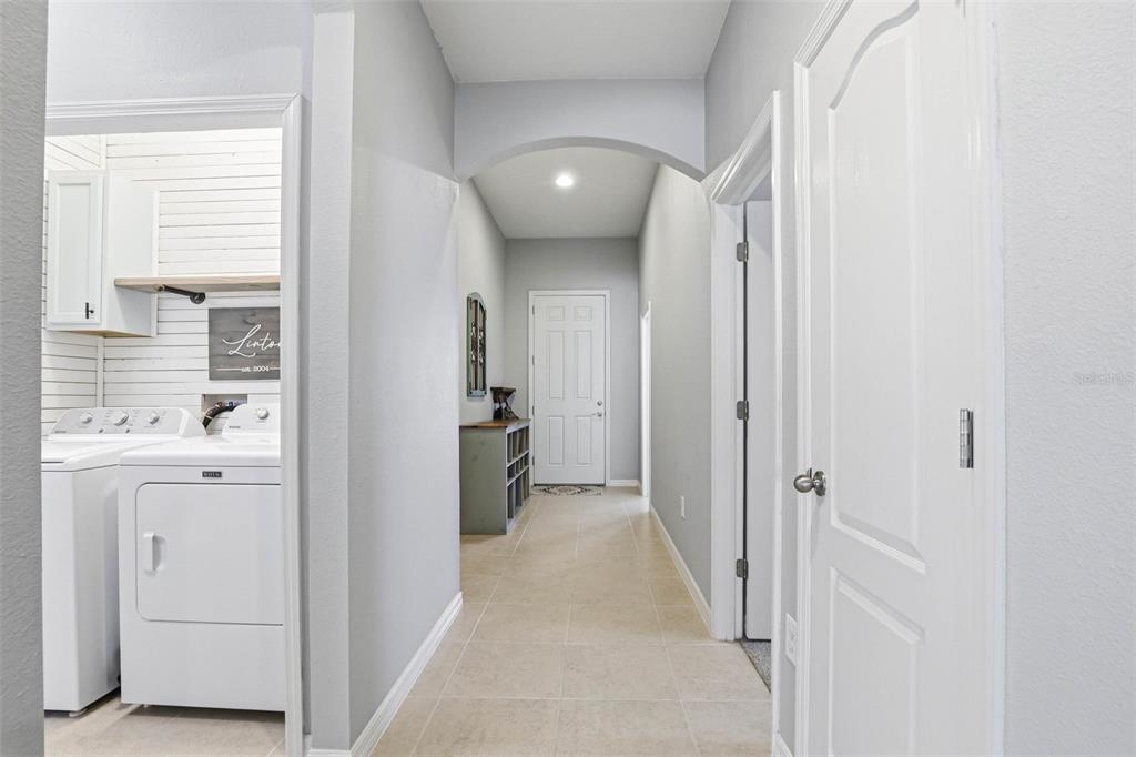 11218 Spring Point Circle Riverview, FL 33579 - Photo 17 of 61