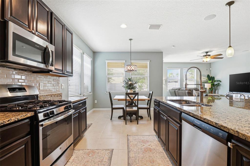 11218 Spring Point Circle Riverview, FL 33579 - Photo 29 of 61