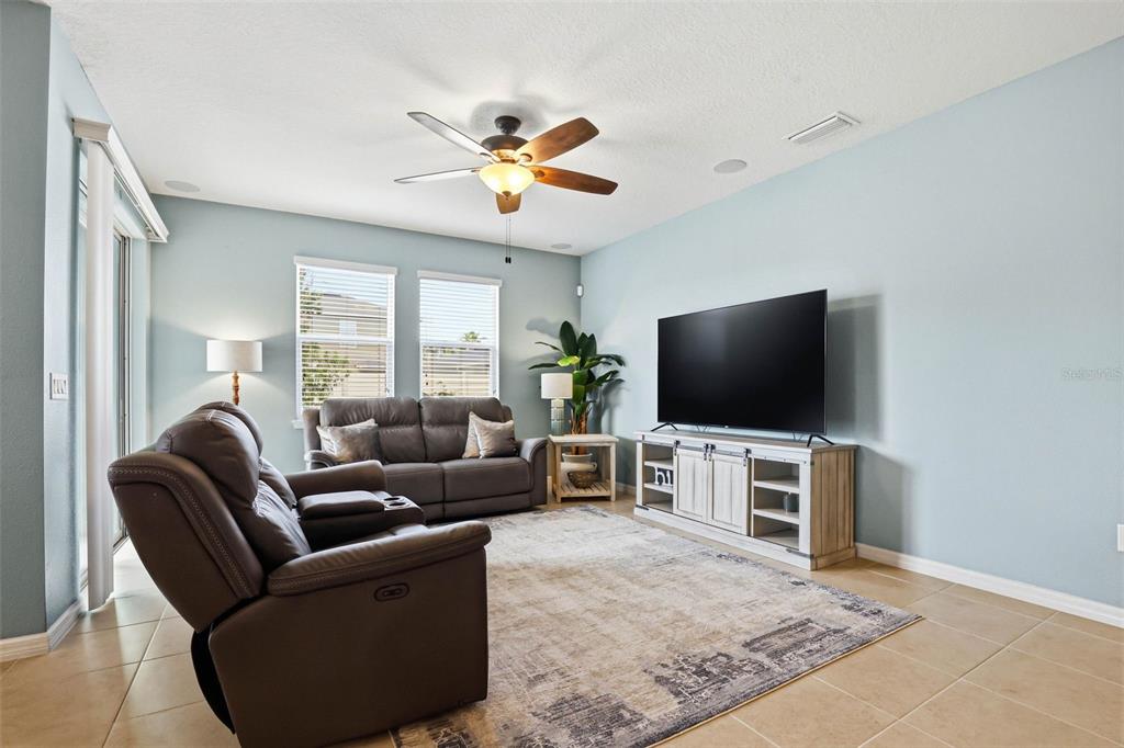 11218 Spring Point Circle Riverview, FL 33579 - Photo 32 of 61