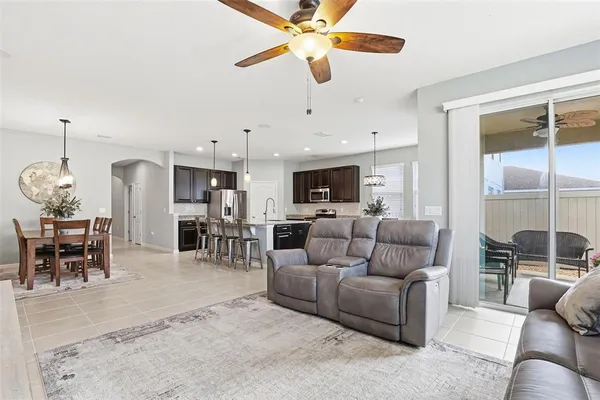 $399,999 | 11218 Spring Point Circle, Riverview, FL 33579