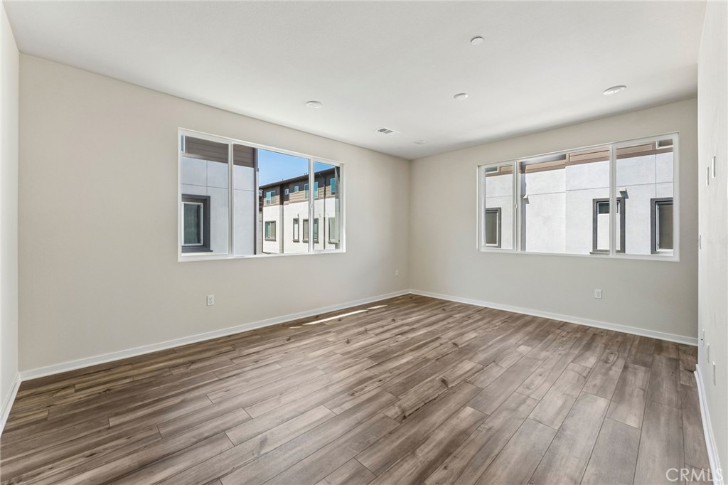 9548 Hannah Way Riverside, CA 92503 - Photo 5 of 35 Gallery Image 5