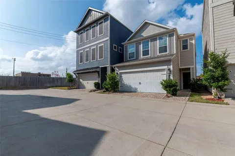 $335,000 | 10504 Marston Vineyard Drive, Houston, TX 77054