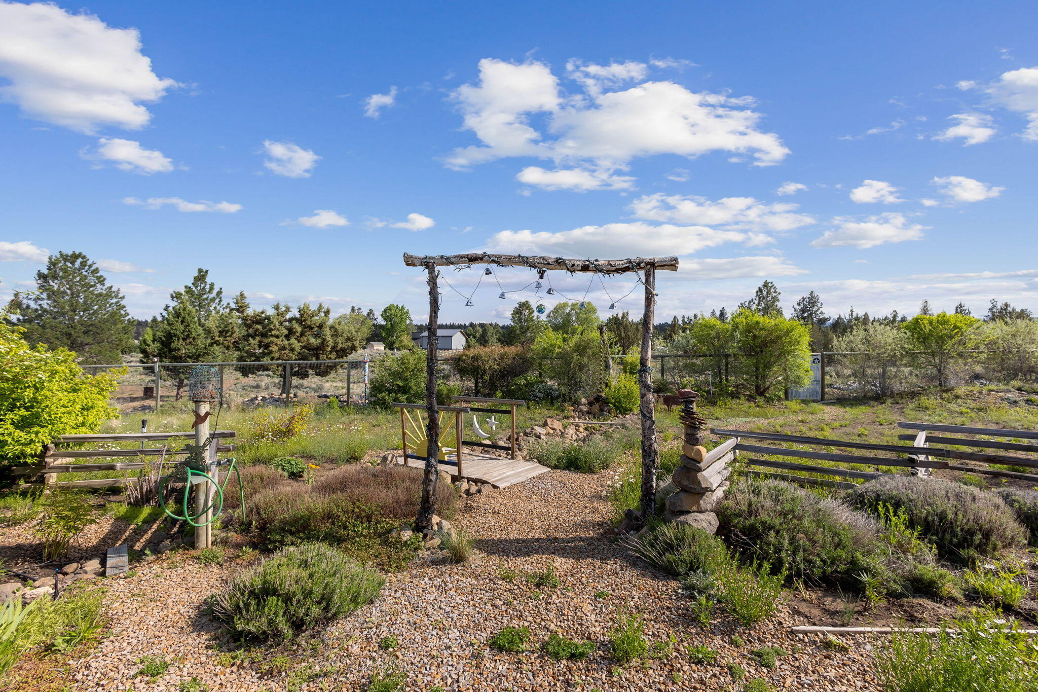 16947 Varco Road Bend, OR 97703 - Photo 45 of 59 35-web-or-mls-16947 Varco Rd, Bend (35 o