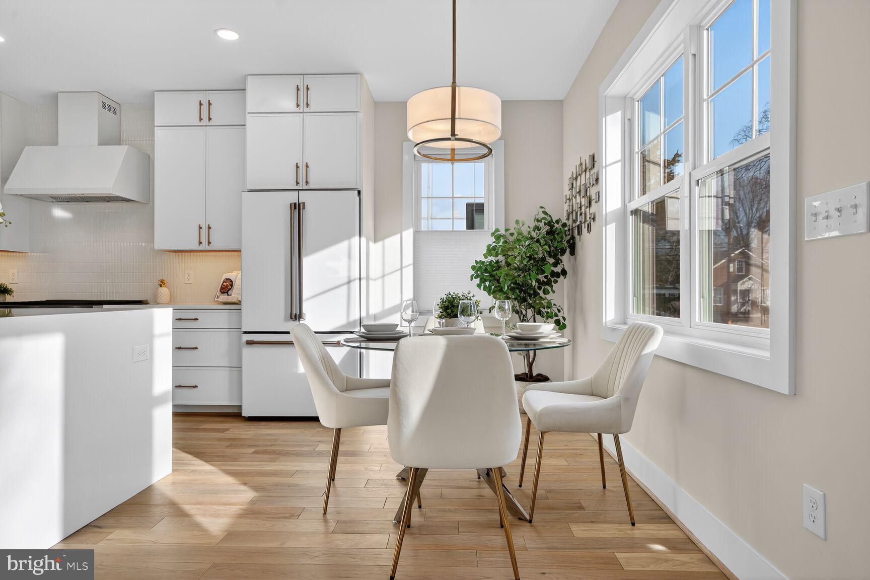 423 North Cleveland Street Arlington, VA 22201 - Photo 8 of 39 Kitchen and eat in area