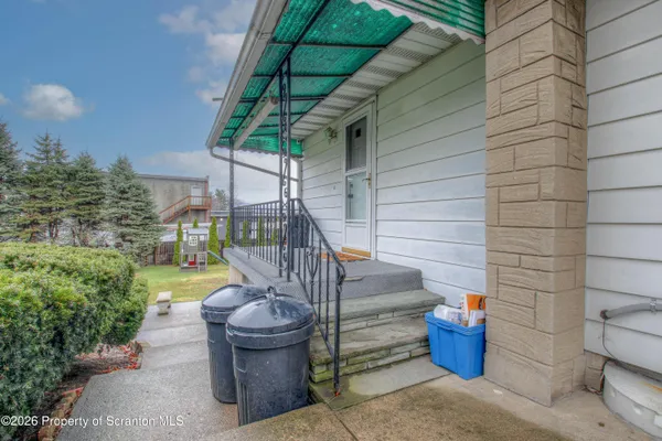 $299,000 | 3904 Winfield Avenue, Moosic, PA 18507