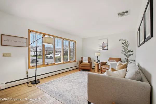 $299,000 | 3904 Winfield Avenue, Moosic, PA 18507