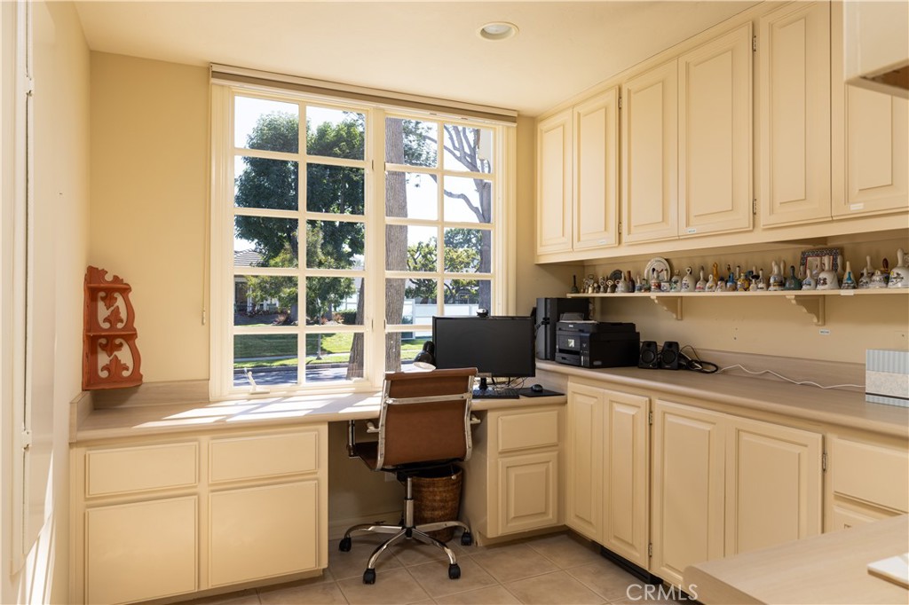 1901 Windward Lane Newport Beach, CA 92660 - Photo 18 of 52 a view with a workspace