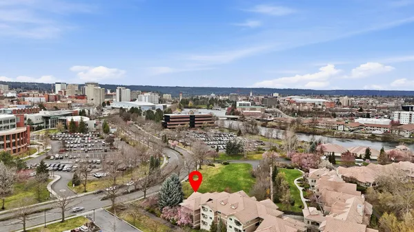 $359,999 | 639 North Riverpoint Boulevard, Unit J208, Spokane, WA 99202