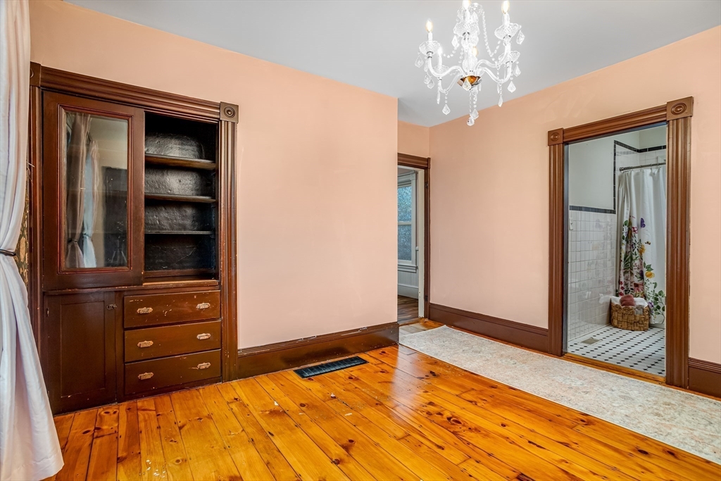 932 Main Street Clinton, MA 01510 - Photo 15 of 39 Gallery Image 15