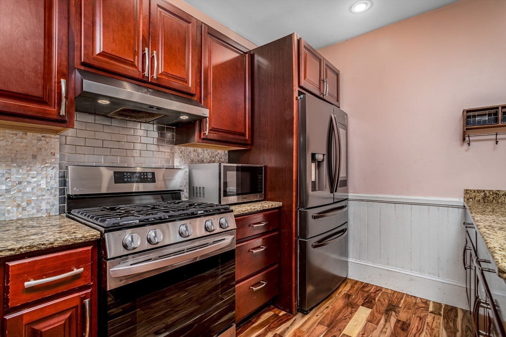 932 Main Street Clinton, MA 01510 - Photo 17 of 39 Gallery Image 17