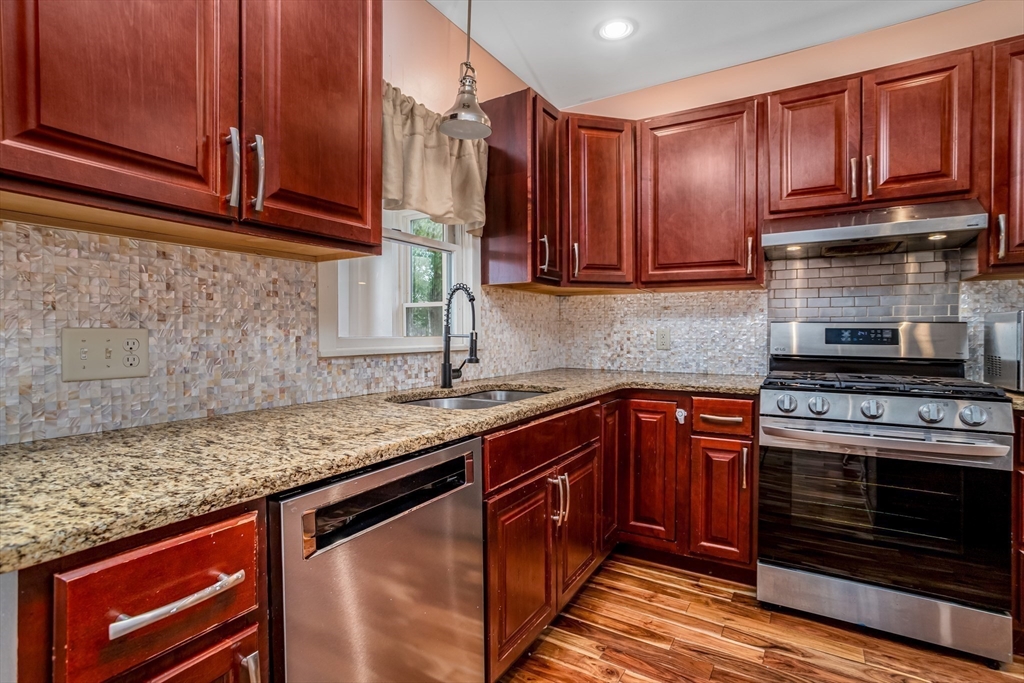 932 Main Street Clinton, MA 01510 - Photo 18 of 39 Gallery Image 18