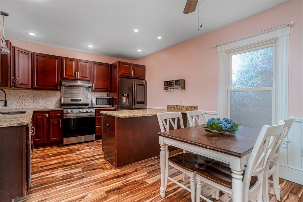 932 Main Street Clinton, MA 01510 - Photo 19 of 39 Gallery Image 19