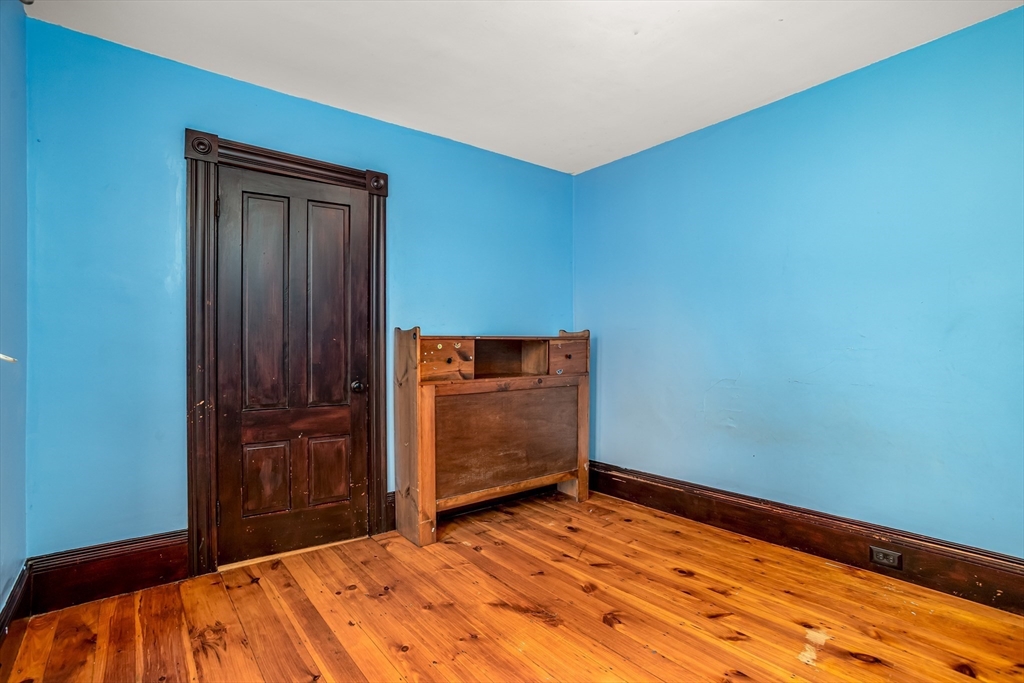 932 Main Street Clinton, MA 01510 - Photo 29 of 39 Gallery Image 29