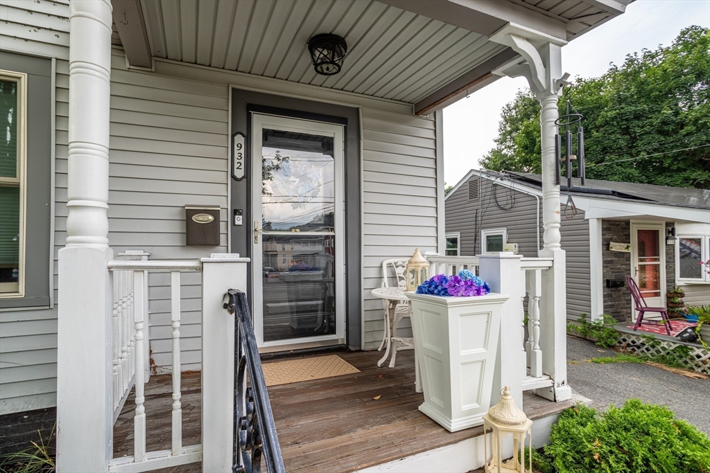 932 Main Street Clinton, MA 01510 - Photo 3 of 39 Gallery Image 3