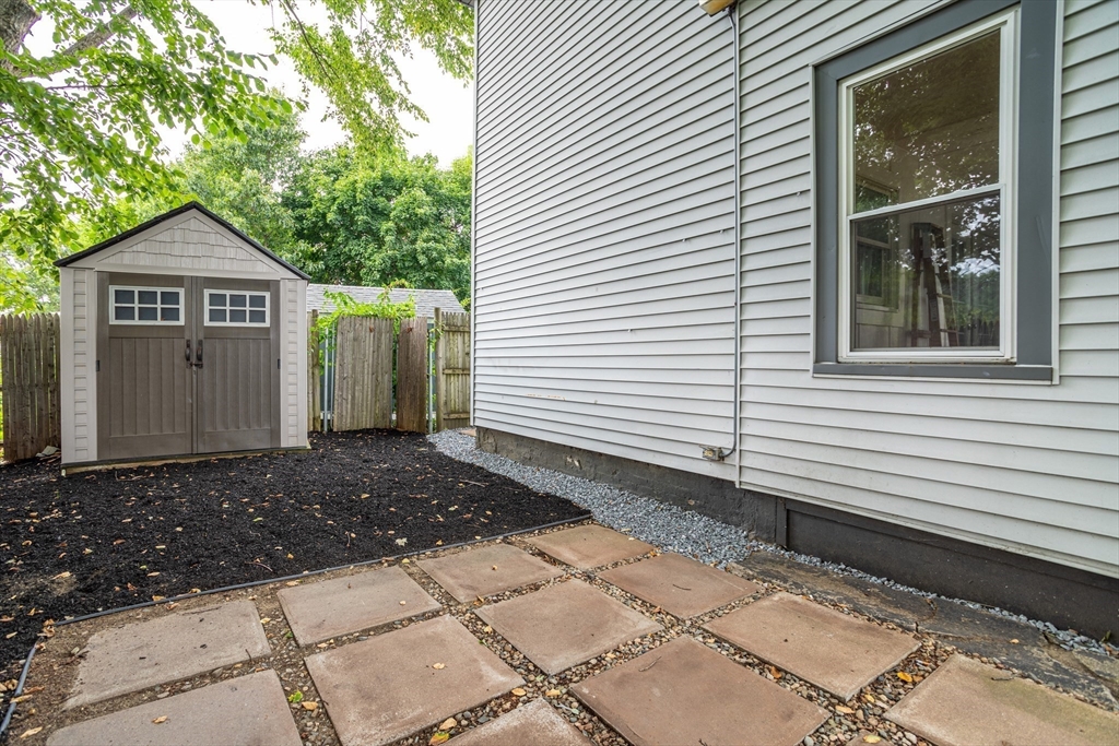 932 Main Street Clinton, MA 01510 - Photo 7 of 39 Gallery Image 7