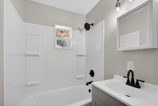 $249,900 | 3304 Spring Arbor Road, Jackson, MI 49203