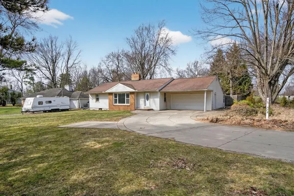 $249,900 | 3304 Spring Arbor Road, Jackson, MI 49203
